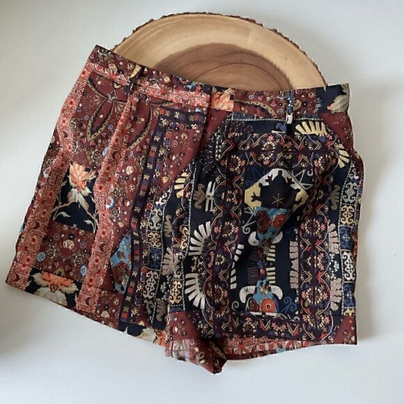⭐️HOST PICK ⭐️Topshop  Boho High-Waisted Shorts Size 4 - Picture 6 of 6